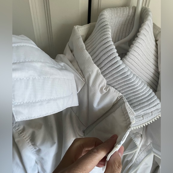 White Small SuperDry Jacket - Picture 3 of 5